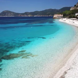 Vista Porto Le Ghiaie Portoferraio